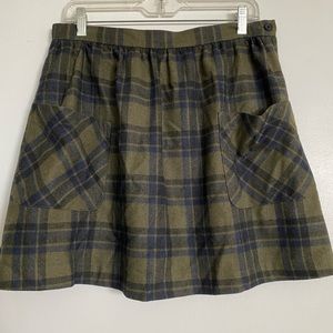 Olive and Navy plaid side zip skirt with pockets